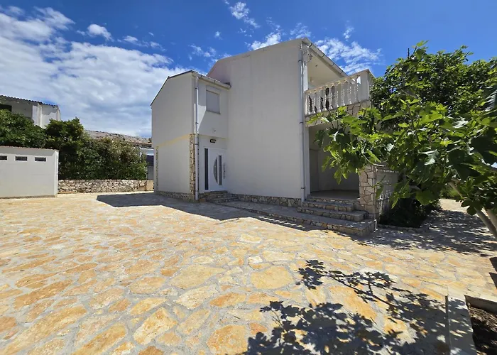 Appartement Benda Pag Town