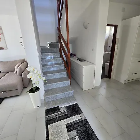 Apartment Benda *