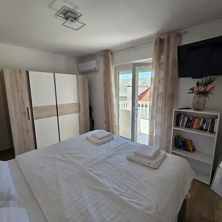 Apartment Benda *